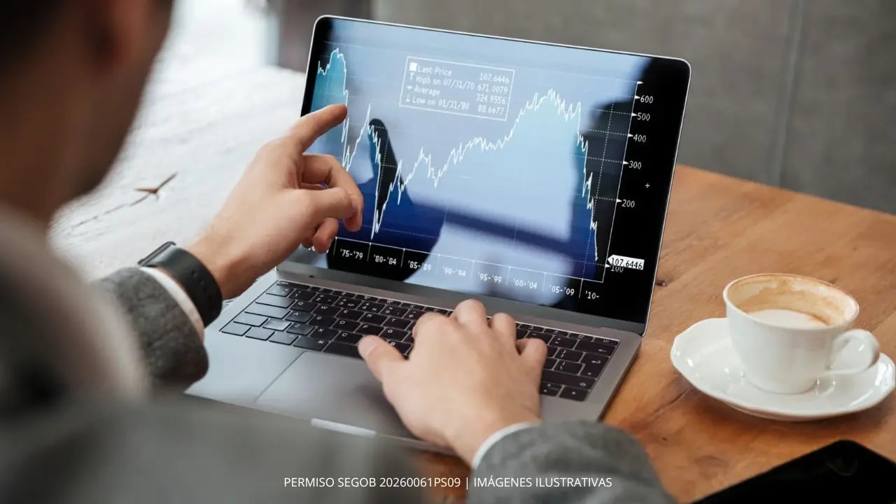 persona comprando boletos a msi de sorteos anahuac 2026